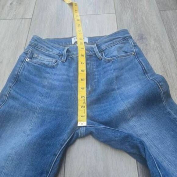 Frame Denim zig zag hem cropped jeans Le Nouveau Straight STYLE: GENESIS - Picture 6 of 10